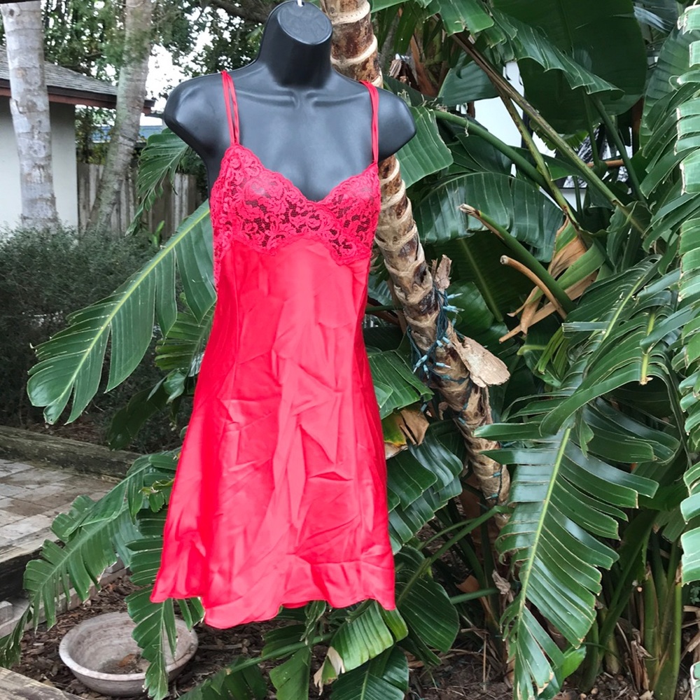Victoria’s Secret slip or slipdress